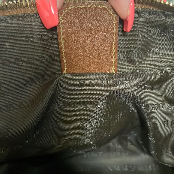 Burberry London - Picture 10 of 11